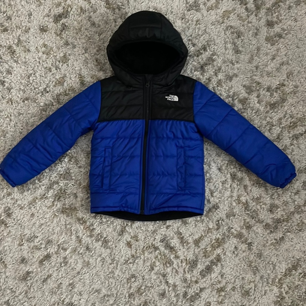 Boys North Face coat size 6